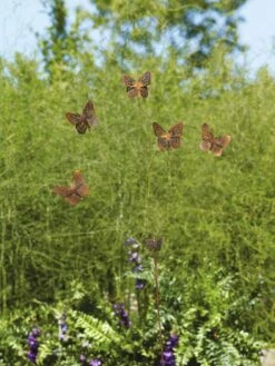 Flutterer Garden Stake -Nature's Yard Sales Store 8613372 01V tif