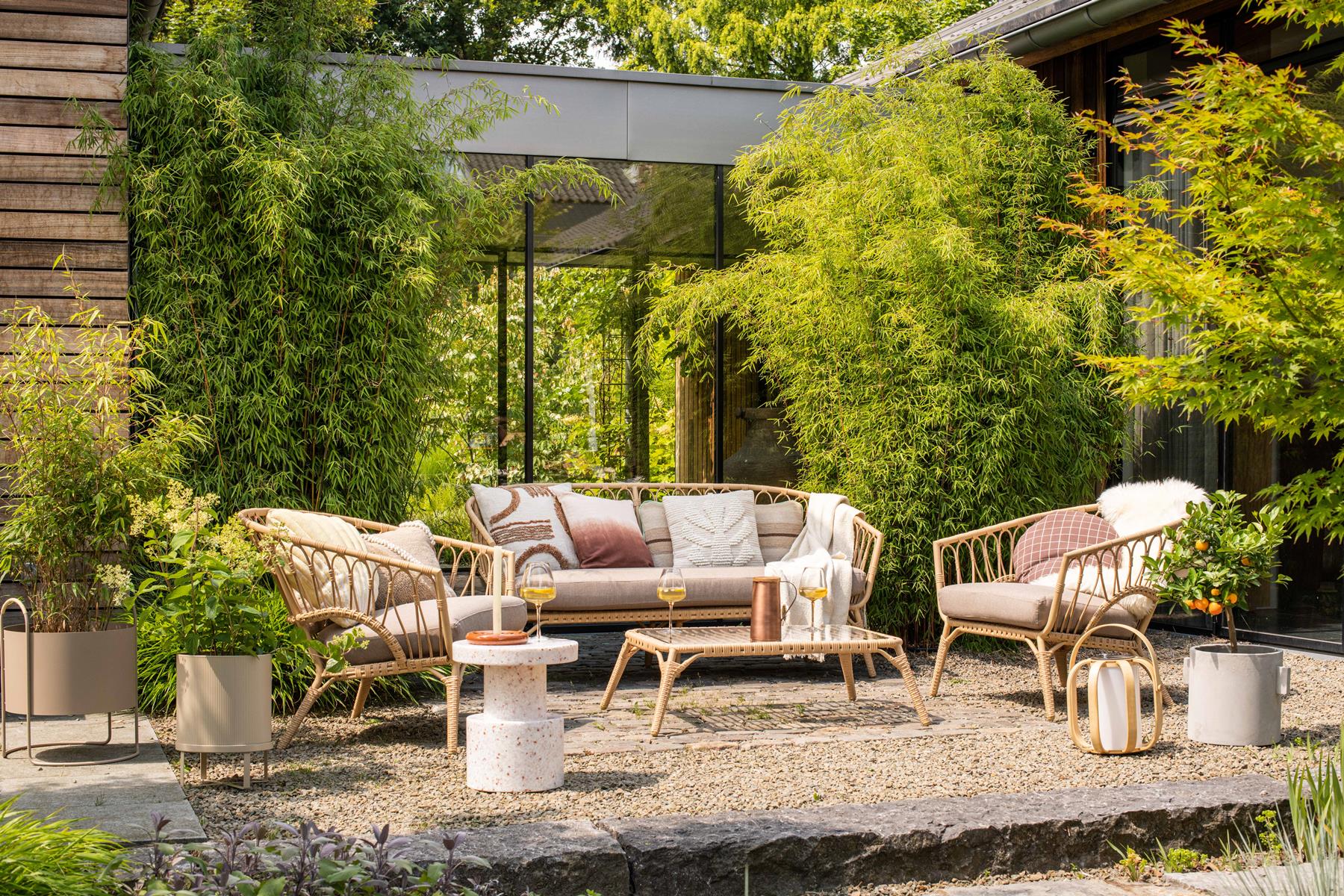 Nature's Yard Sales Store -Nature's Yard Sales Store z